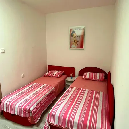 Maksim Appartement *